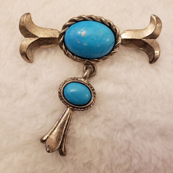 5for$25🥰 Vintage turquoise silver toned pin - Picture 4 of 5
